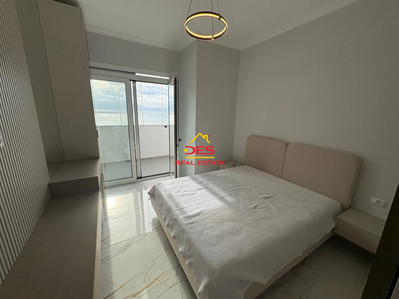 JEPET ME QIRA APARTAMENT 2+1 PRANË PORTIT ,VLORË 📍 Te Ish- Karburant Vola