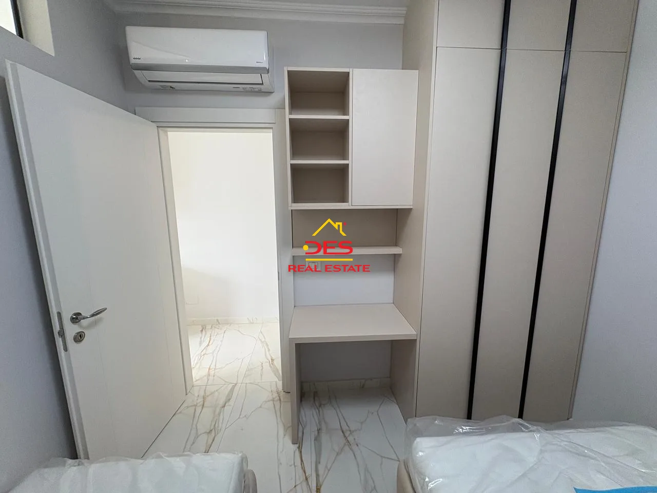 JEPET ME QIRA APARTAMENT 2+1 PRANË PORTIT ,VLORË 📍 Te Ish- Karburant Vola