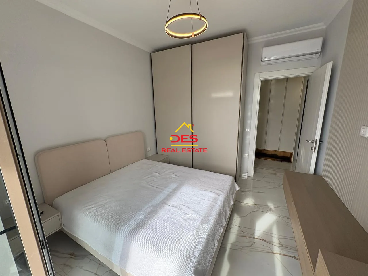 JEPET ME QIRA APARTAMENT 2+1 PRANË PORTIT ,VLORË 📍 Te Ish- Karburant Vola