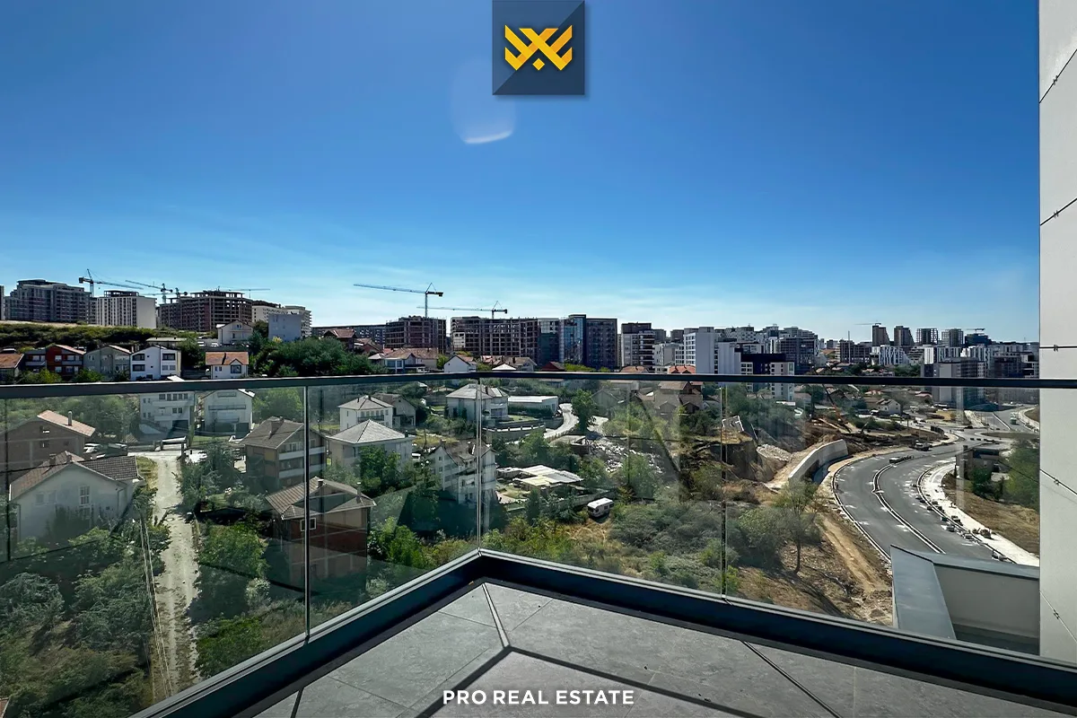 Banesë Penthouse 140m² për #SHITJE te Rruga A
