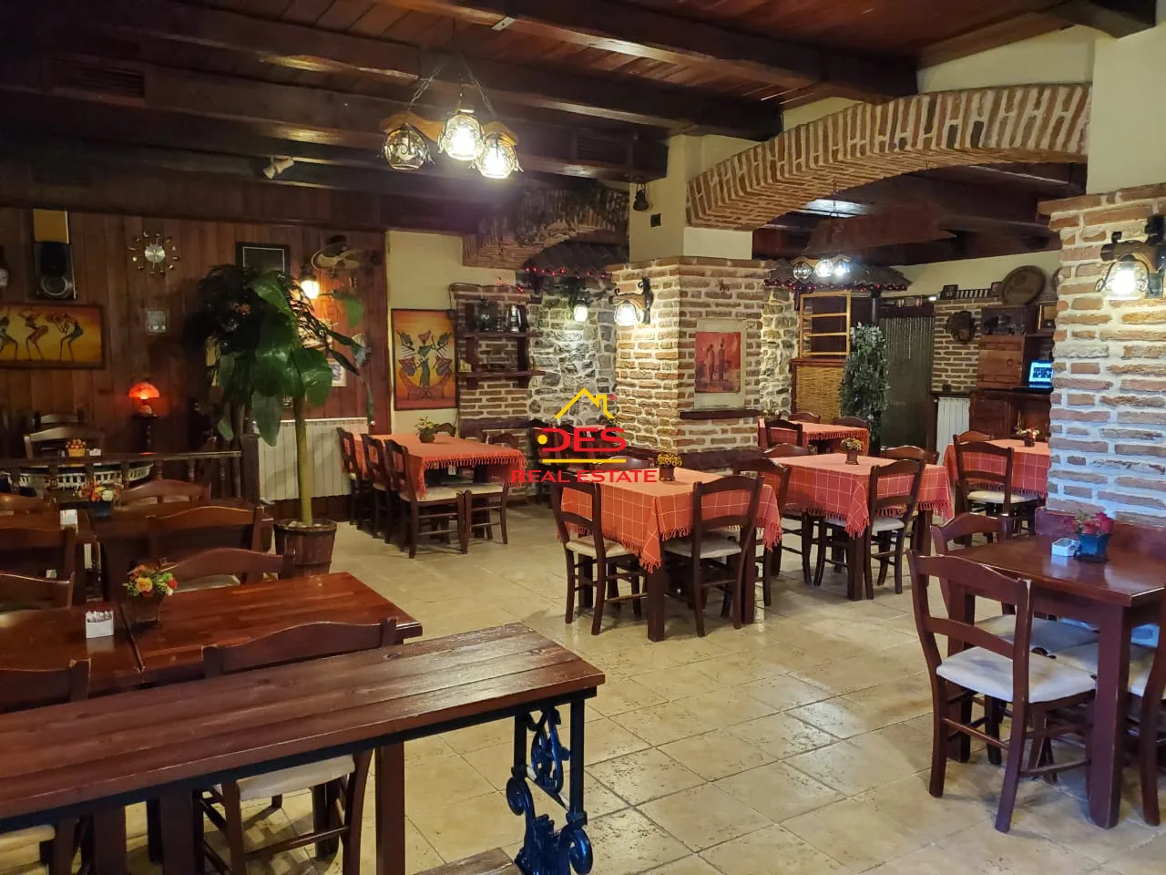Shitet ambjent biznesi ne lagjen shënkoll,elbasan.