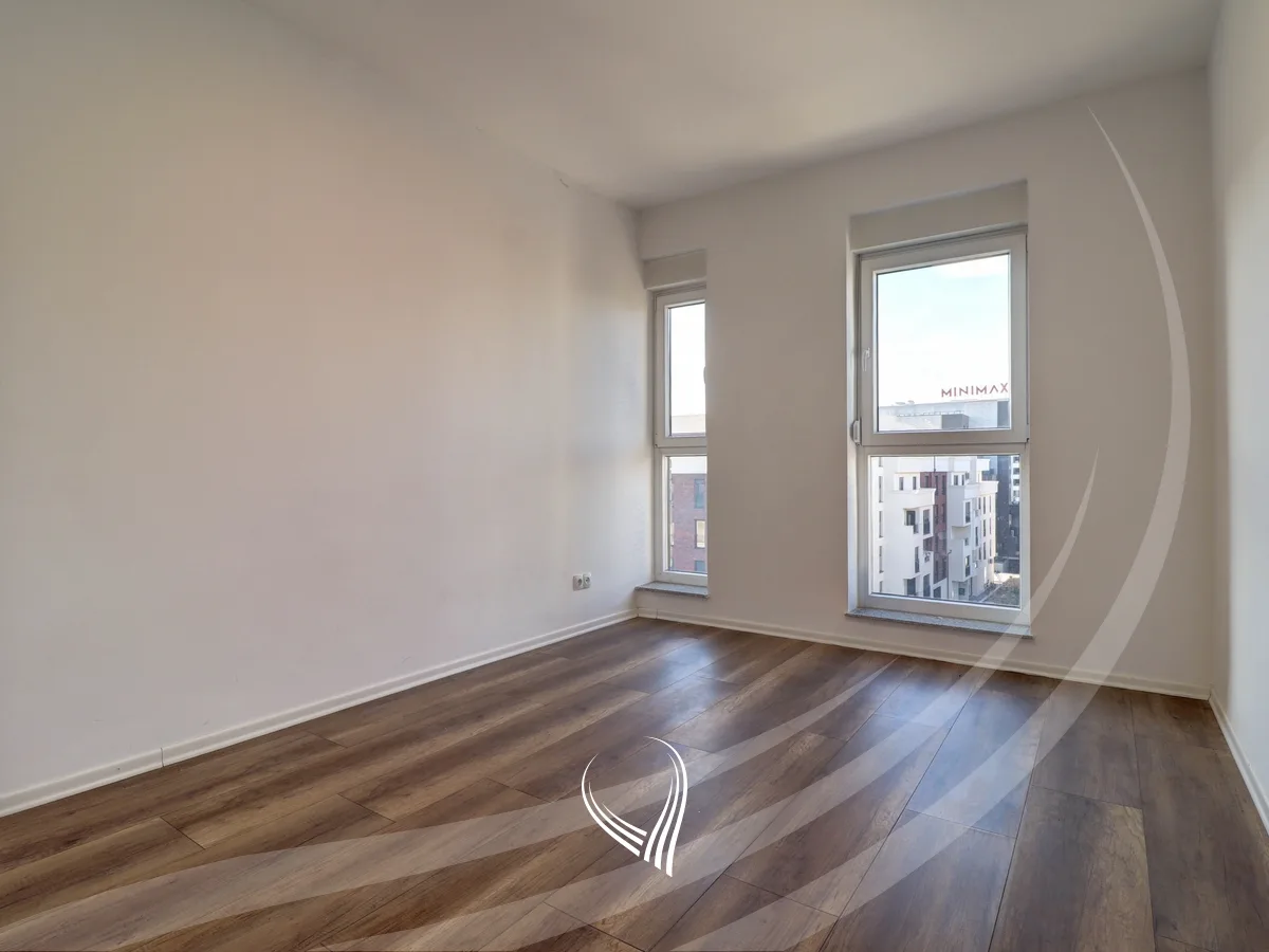 Banesë me 3 dhoma gjumi në shitje në lagjen Arbëria - Dragodan