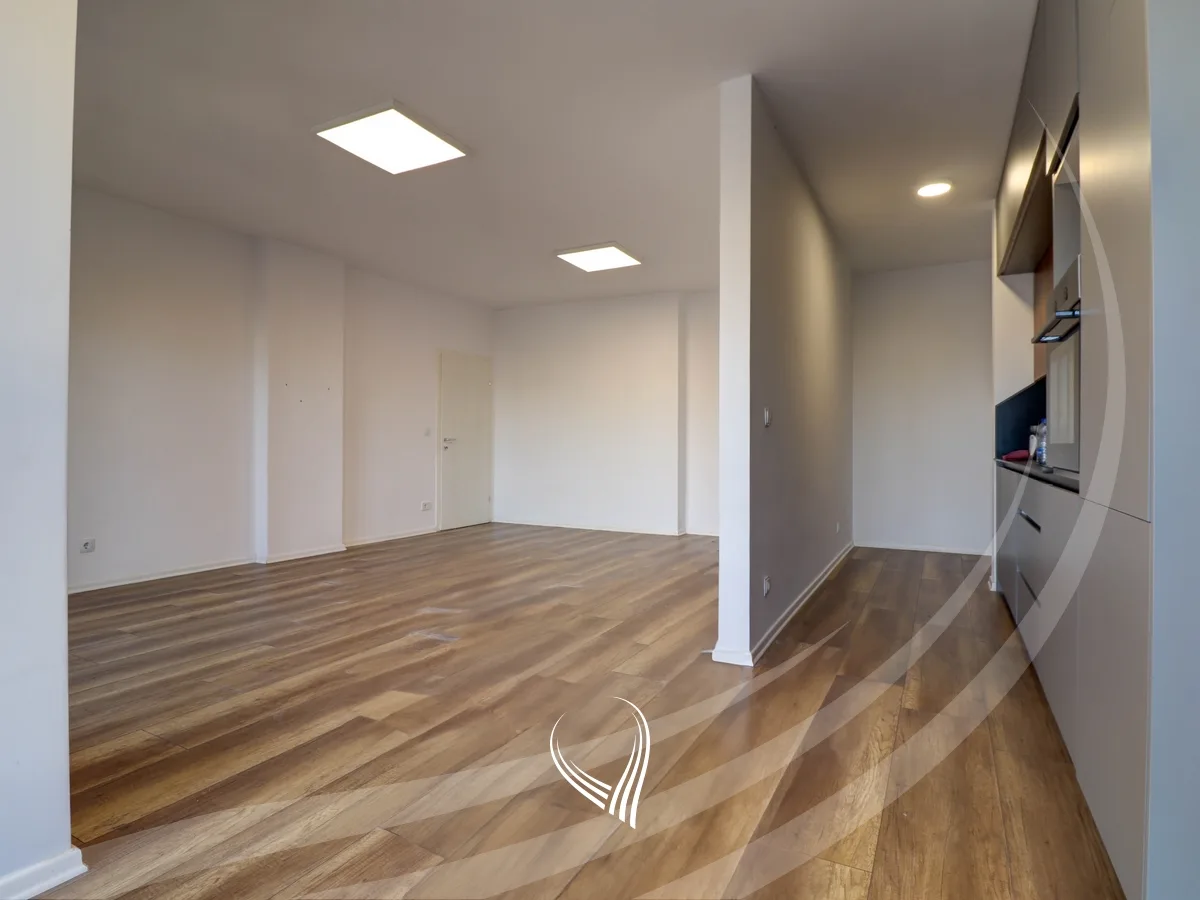 Banesë me 3 dhoma gjumi në shitje në lagjen Arbëria - Dragodan