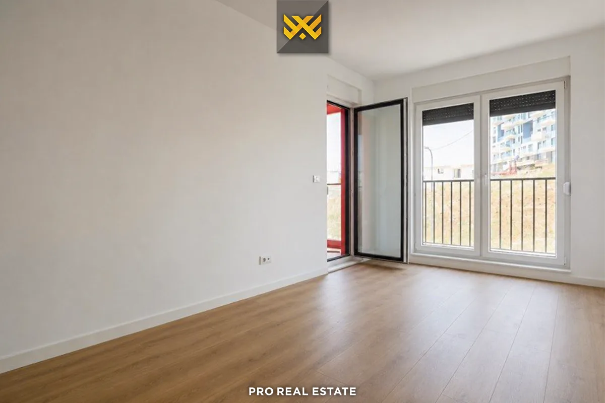 Banesë / Zyrë 116m² me #QIRA në Lagjen Kodrina