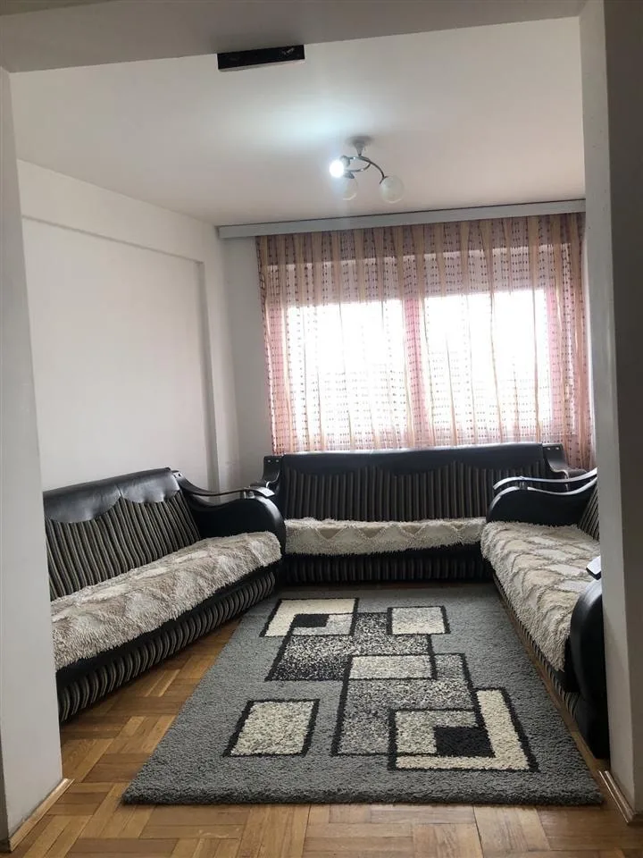 Banesë me qira 1+1 në Kalabri (Emshir)