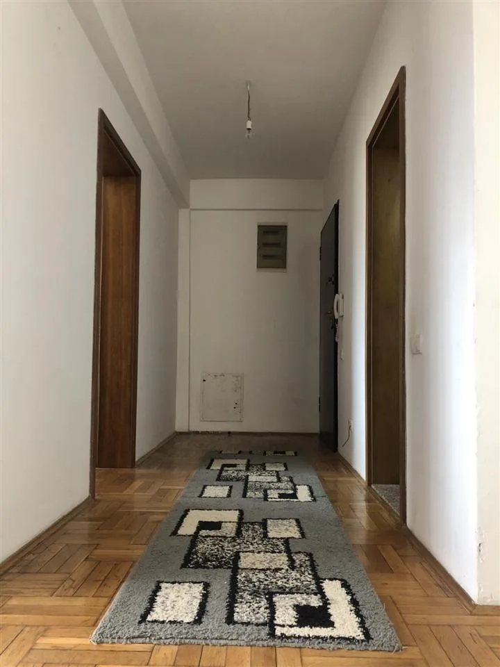 Banesë me qira 1+1 në Kalabri (Emshir)