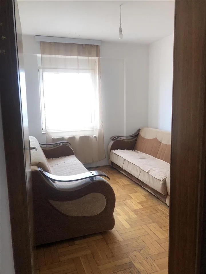 Banesë me qira 1+1 në Kalabri (Emshir)