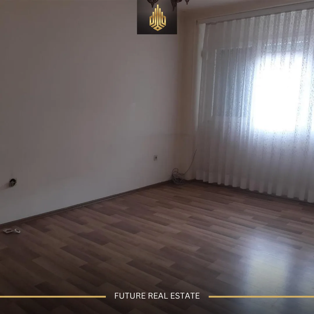 Zyre me QERA/80m²