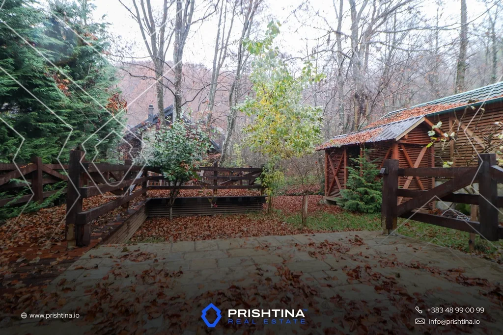 Vilë në #shitje 220m² në Brezovicë 🏡✨