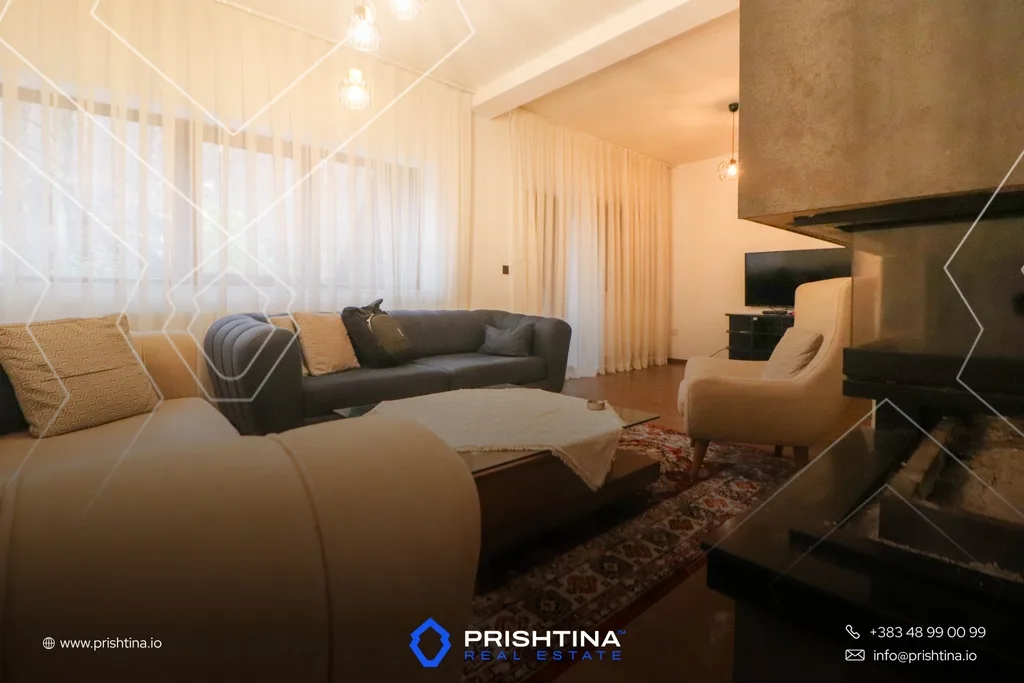 Vilë në #shitje 220m² në Brezovicë 🏡✨