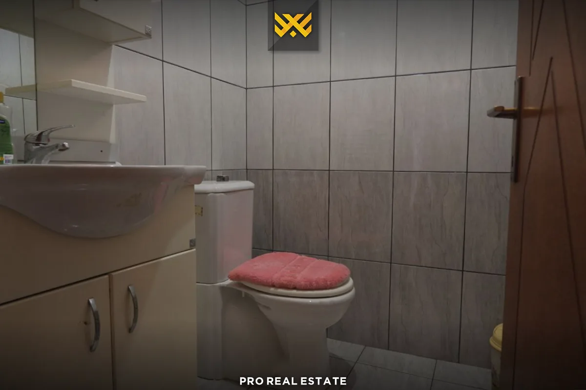 Shtëpi 230m² për #SHITJE në Fushë Kosovë