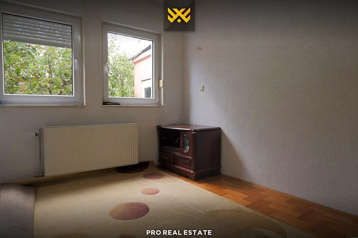 Shtëpi 230m² për #SHITJE në Fushë Kosovë