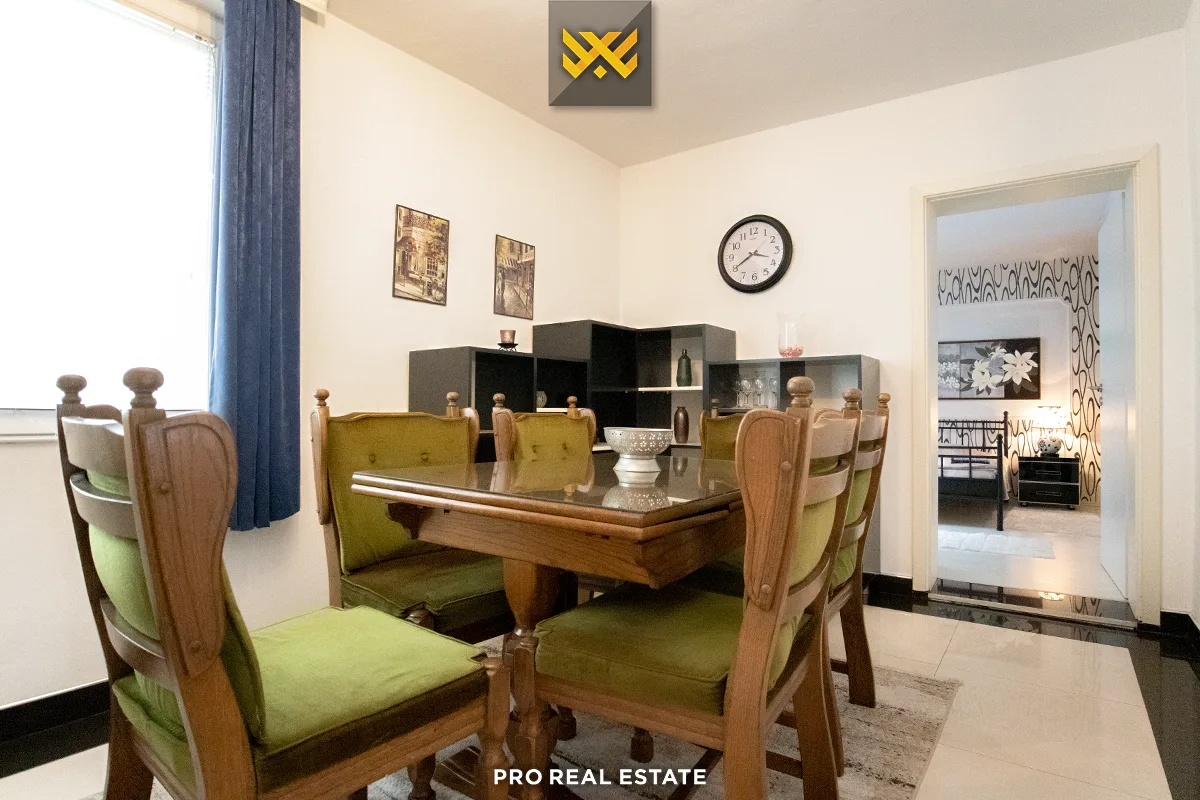Kat Shtëpie 250m² me #QIRA në Dragodan