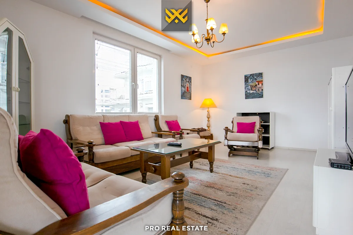 Kat Shtëpie 250m² me #QIRA në Dragodan