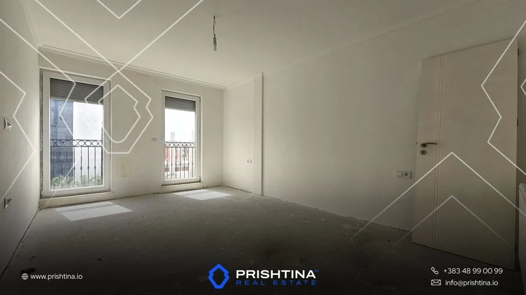 Shtëpi në #shitje 300m² në Lagjja Jonë