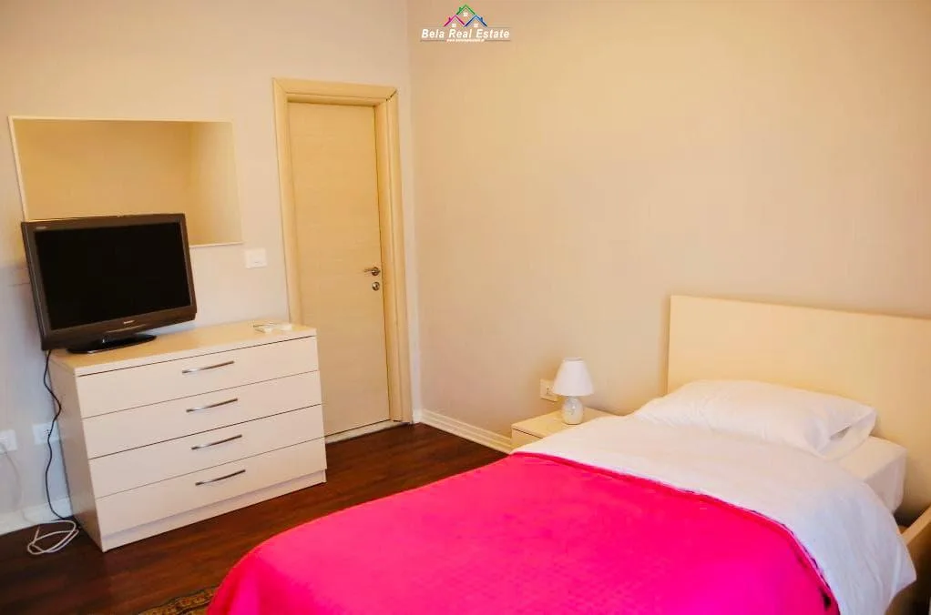 Kat Vile Me Qera 3+1 Tek Parku Olimik (ID BV22350) Tirane