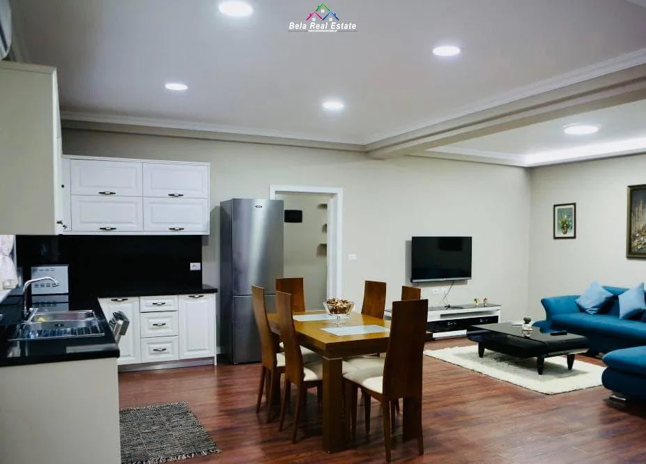 Kat Vile Me Qera 3+1 Tek Parku Olimik (ID BV22350) Tirane