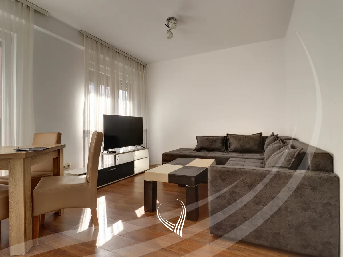 Banesë me 1 dhomë gjumi në shitje në lagjen Mati 1