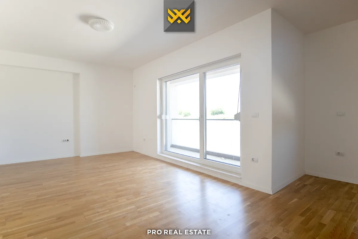 Banesë / Zyrë 75m² me #QIRA në Rrugën A.