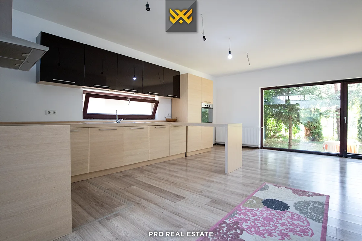 Shtëpi 360m² për #SHITJE në Bërnicë e Epërme