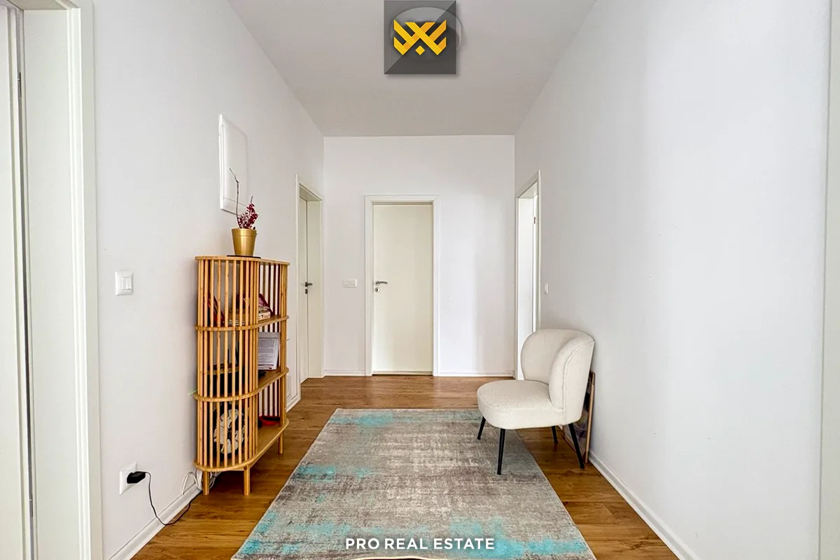 Banesë Duplex 240m² + 60m² me #QIRA në Veternik