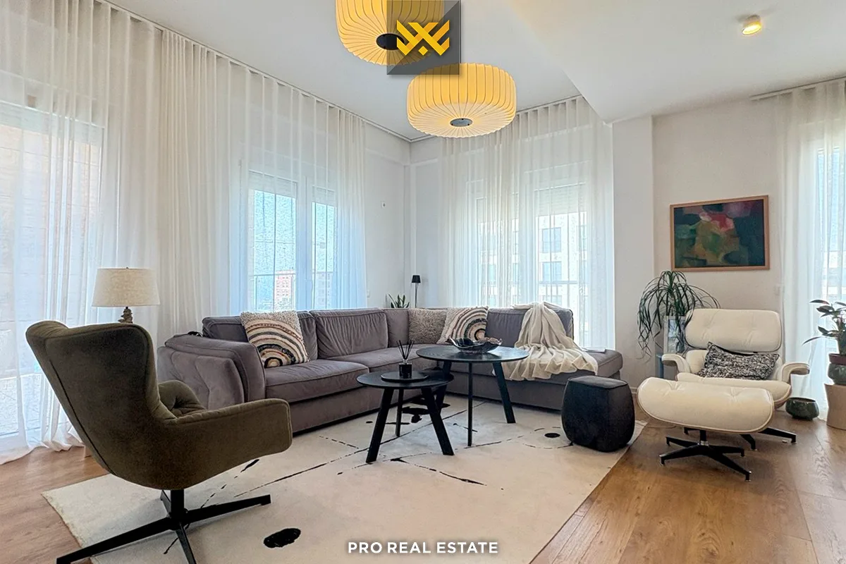 Banesë Duplex 240m² + 60m² me #QIRA në Veternik