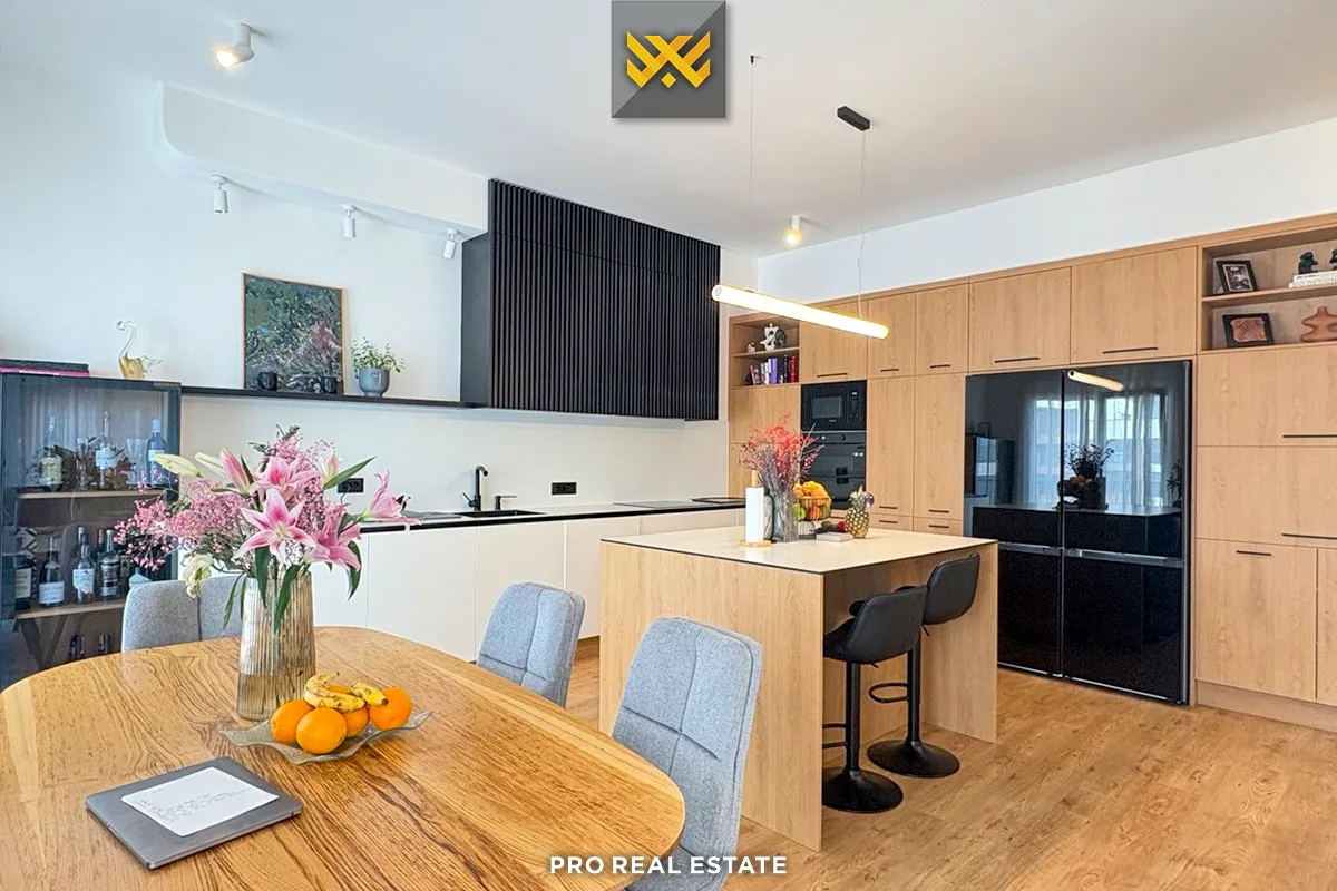 Banesë Duplex 240m² + 60m² me #QIRA në Veternik
