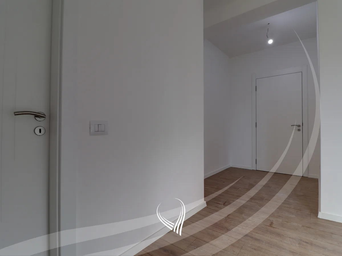 Banesë me 3 dhoma gjumi në shitje në lagjen Prishtina e Re – Grand Tower