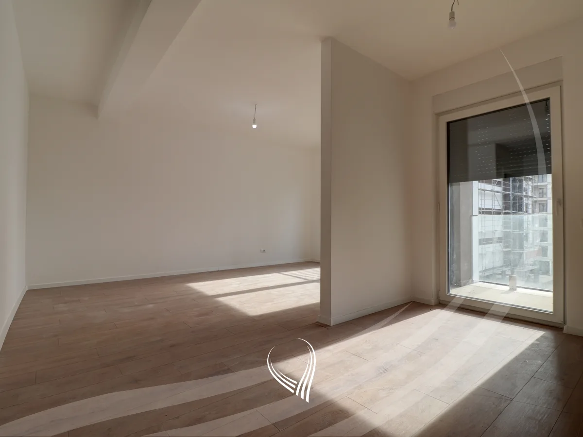 Banesë me 3 dhoma gjumi në shitje në lagjen Prishtina e Re – Grand Tower