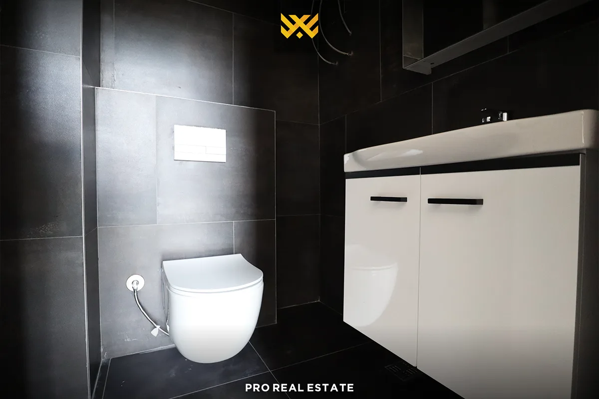 Lokal 130m² me #QIRA te Prishtina e Re.