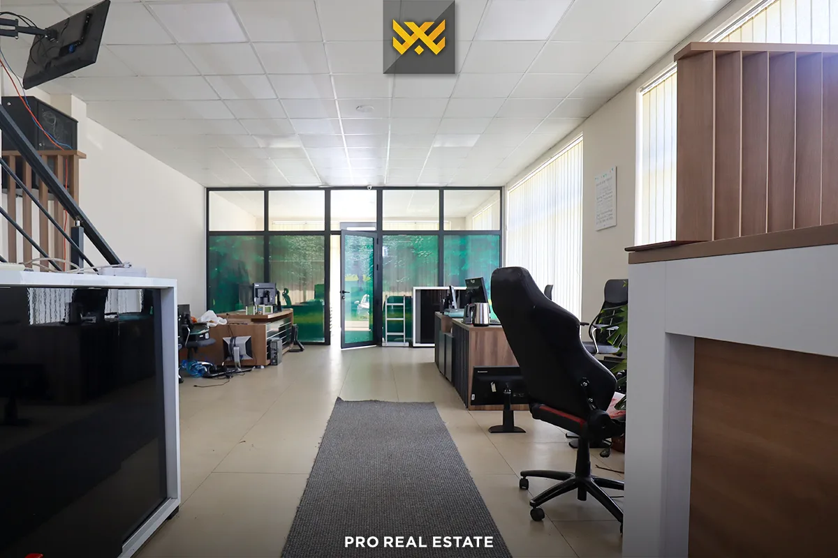 Lokal 217m² me #QIRA në Dragodan