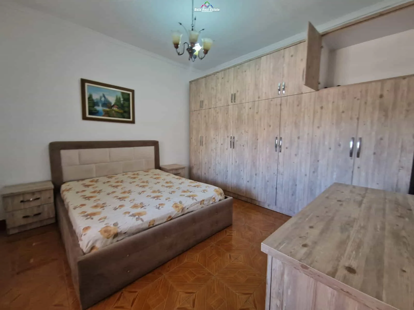 Vile Me Qera 2+1 Tek Ish-Parku i Autobuzave  ( ID BV22593) Tirane