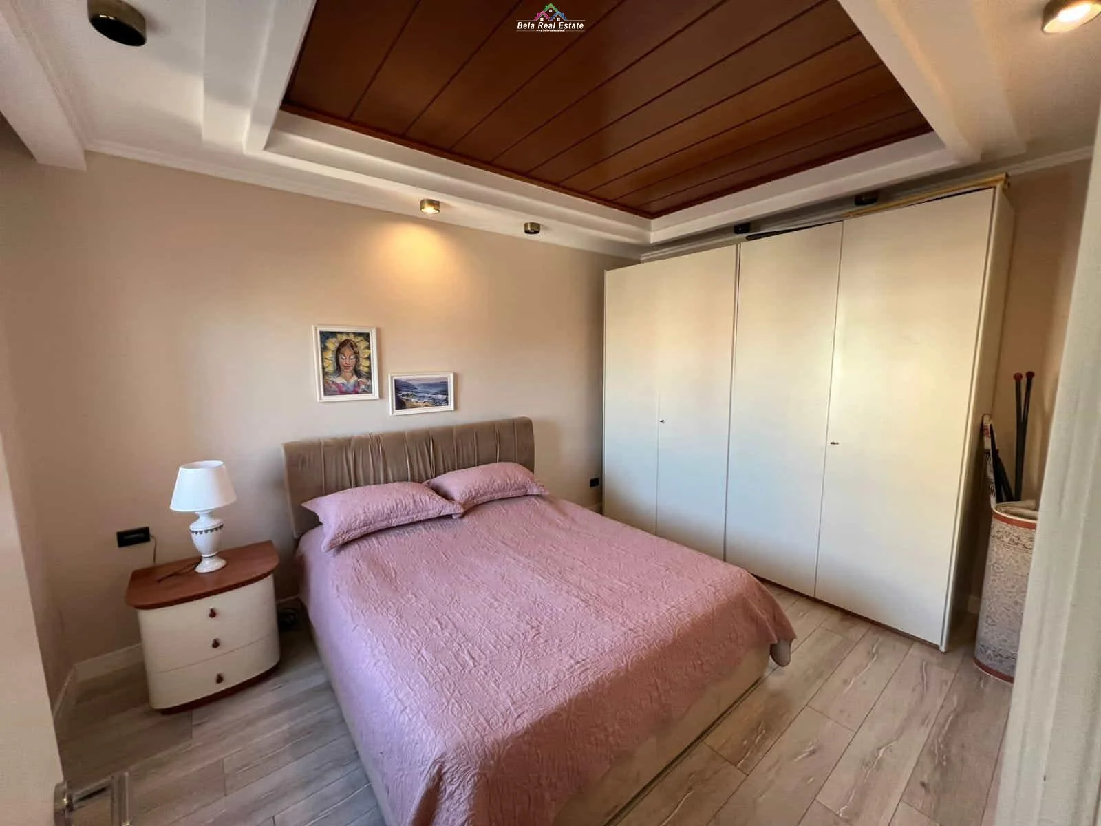 Apartament me qera 1+1+garsoniere ne Qender (ID B2101488) Tirane