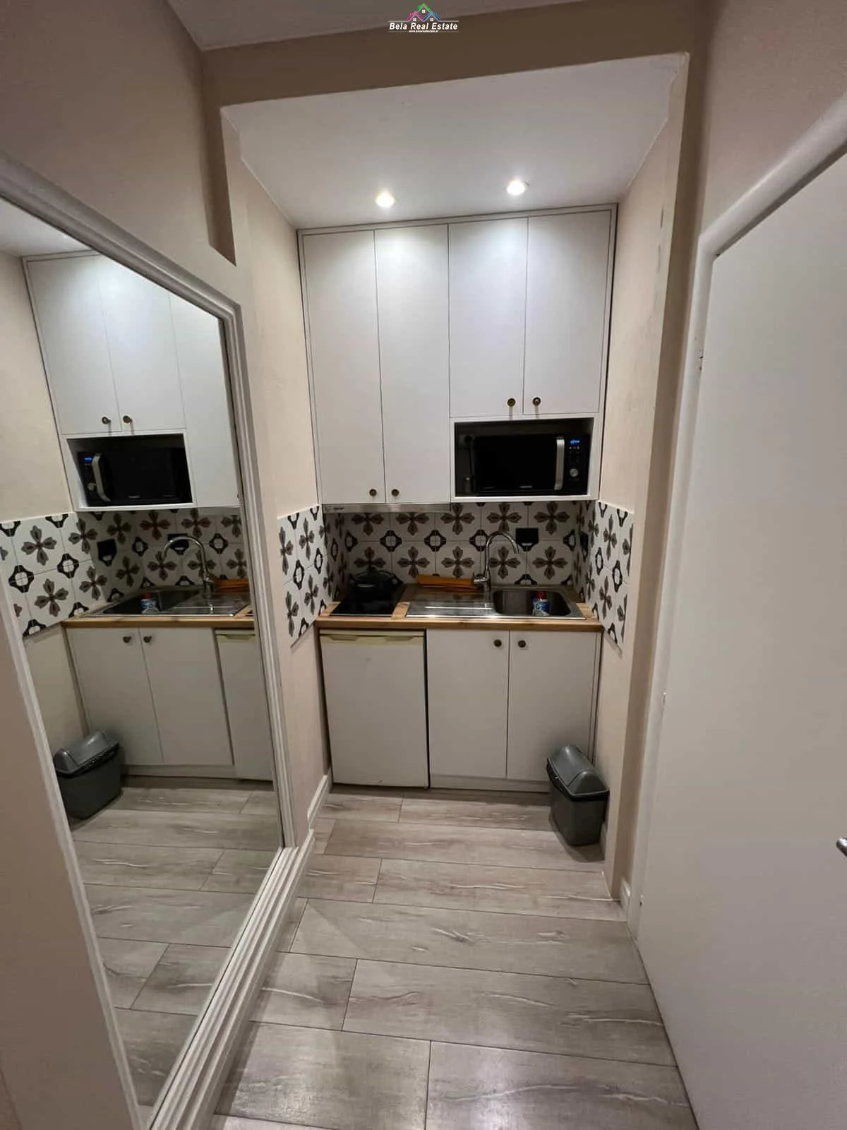 Apartament me qera 1+1+garsoniere ne Qender (ID B2101488) Tirane