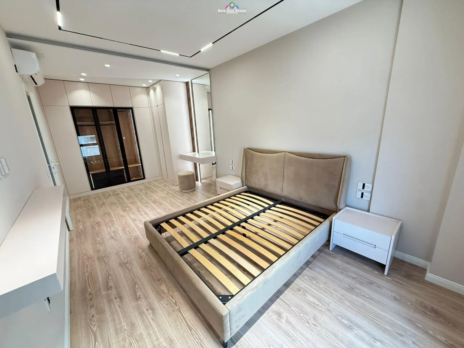 Apartament Me Qera 2+1+ Post Parkimi Ne Porcelan ( ID B2201773) Tirane
