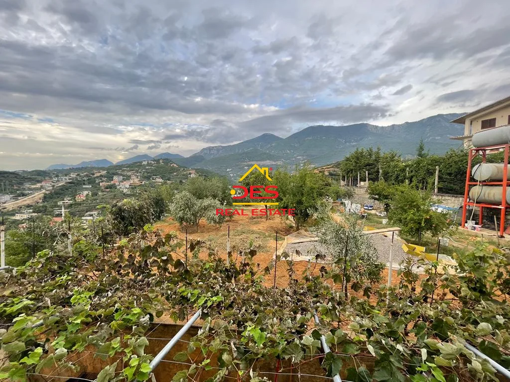 Shitet shtëpi private, tiranë!