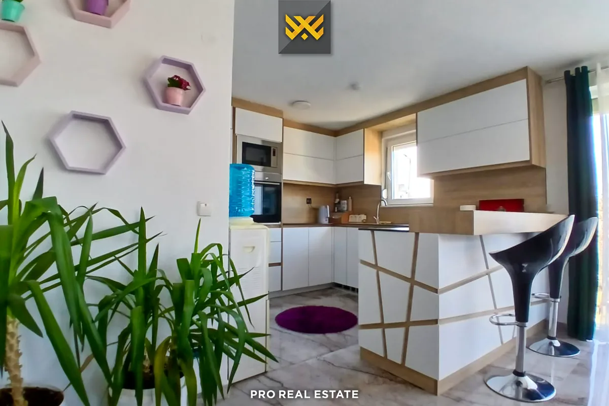 Shtëpi 499.9m² për #SHITJE në Hajvali