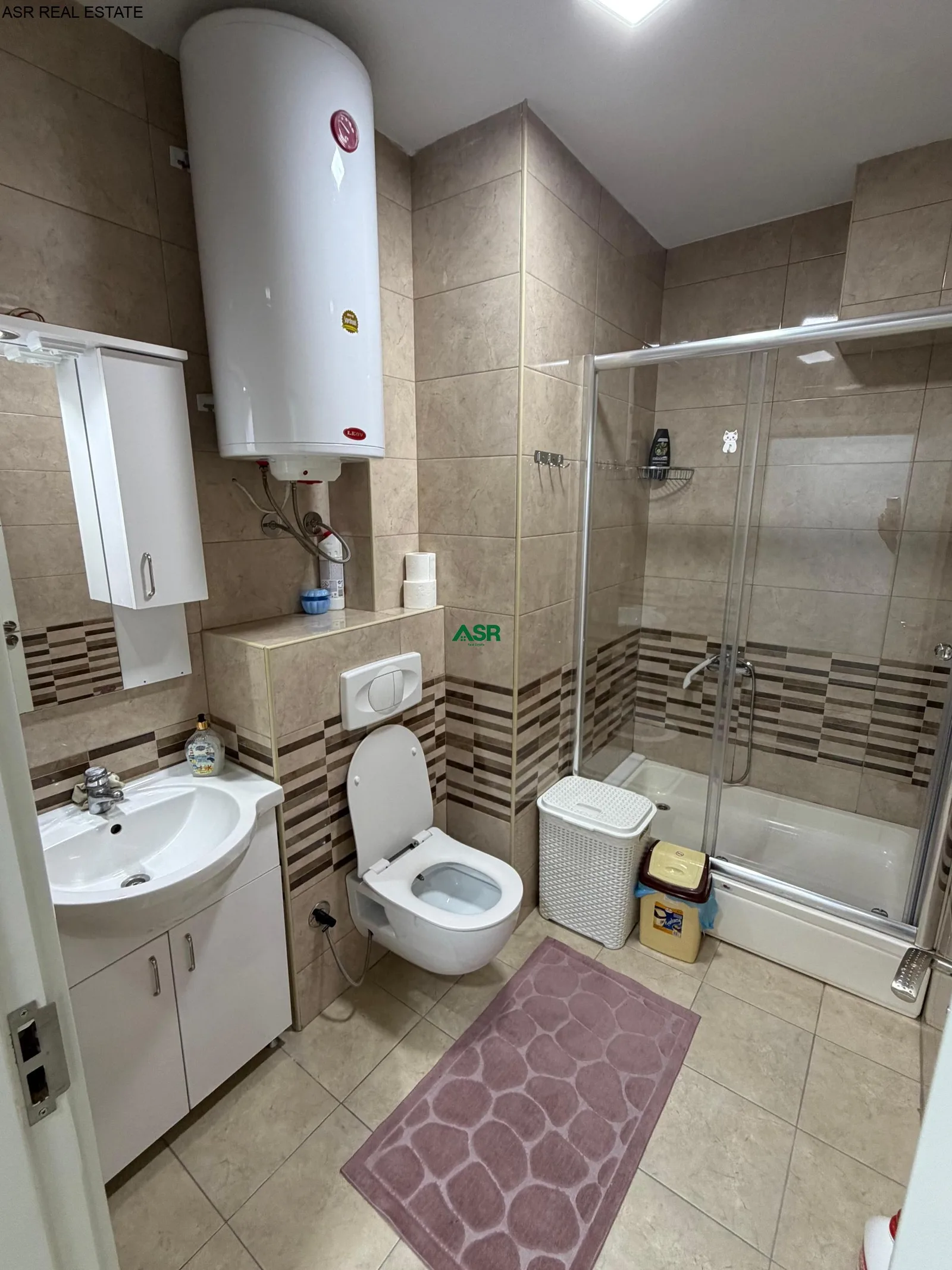 #ID:4516 Banesë 93m2 me #qira në rr.B