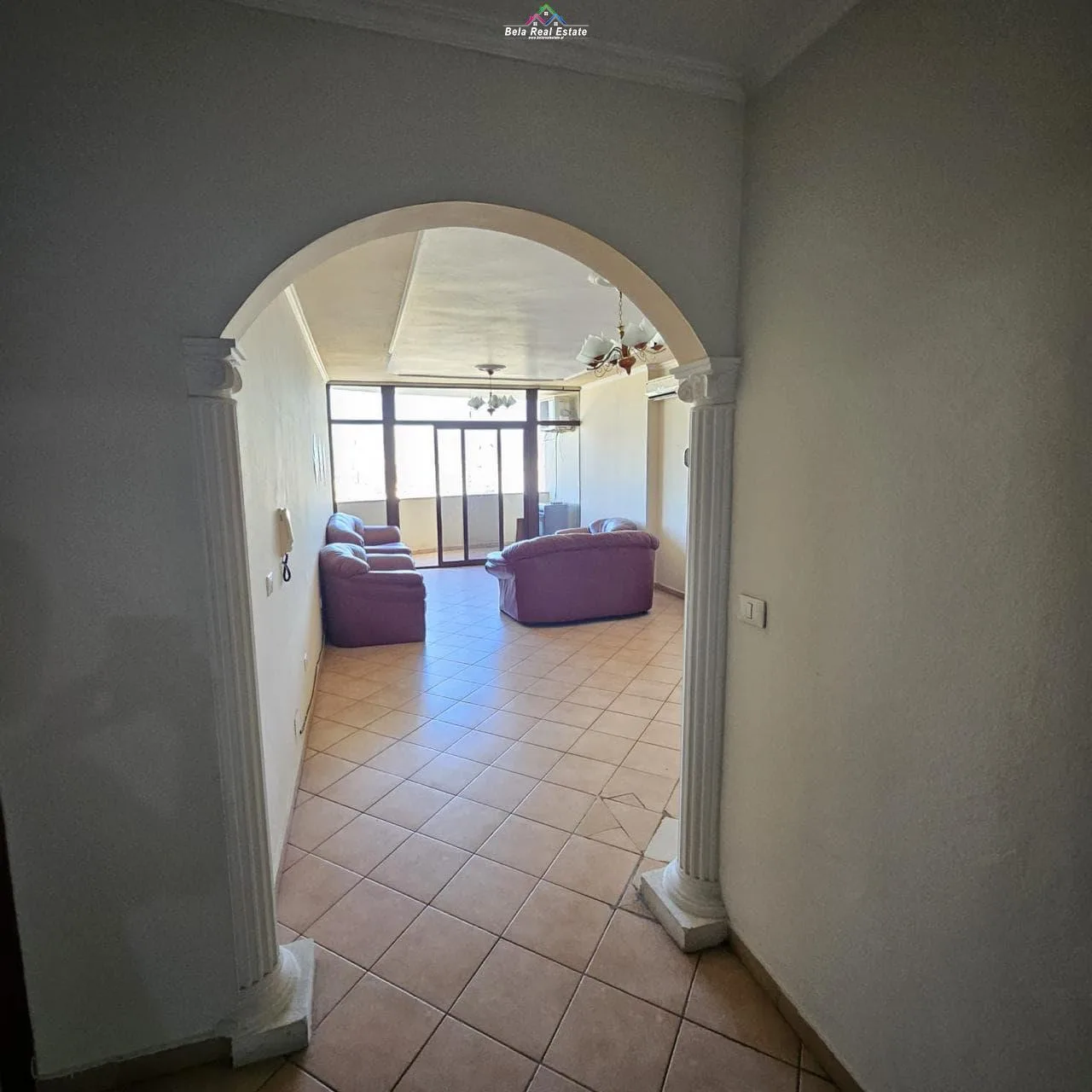 Apartament Me Qera 1+1 Tek Ish Parku (ID B210836)Tirane
