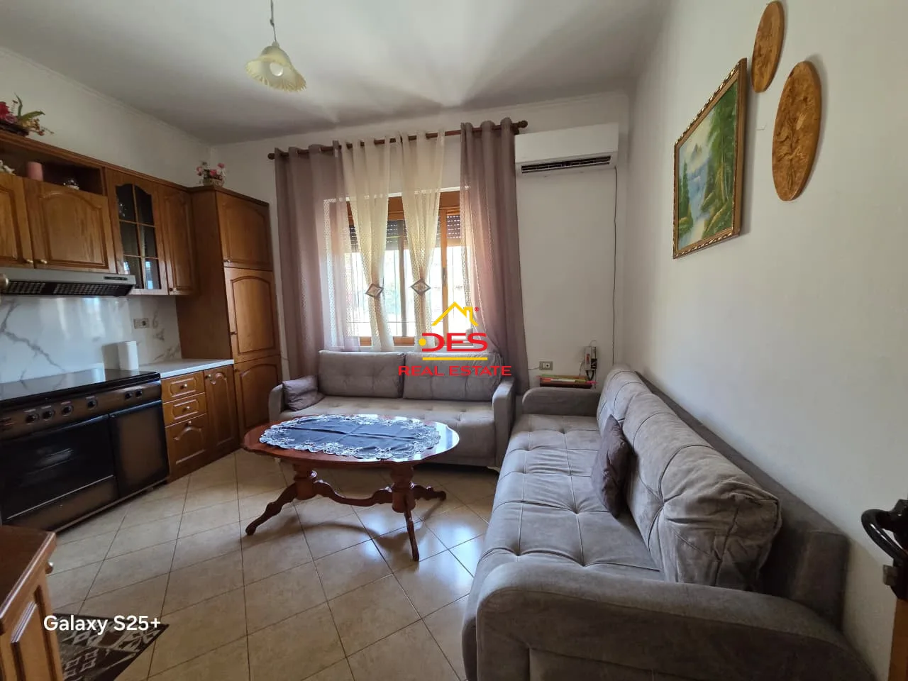 Shitet shtëpi private tek ish-fabrika e tullave, vlorë.