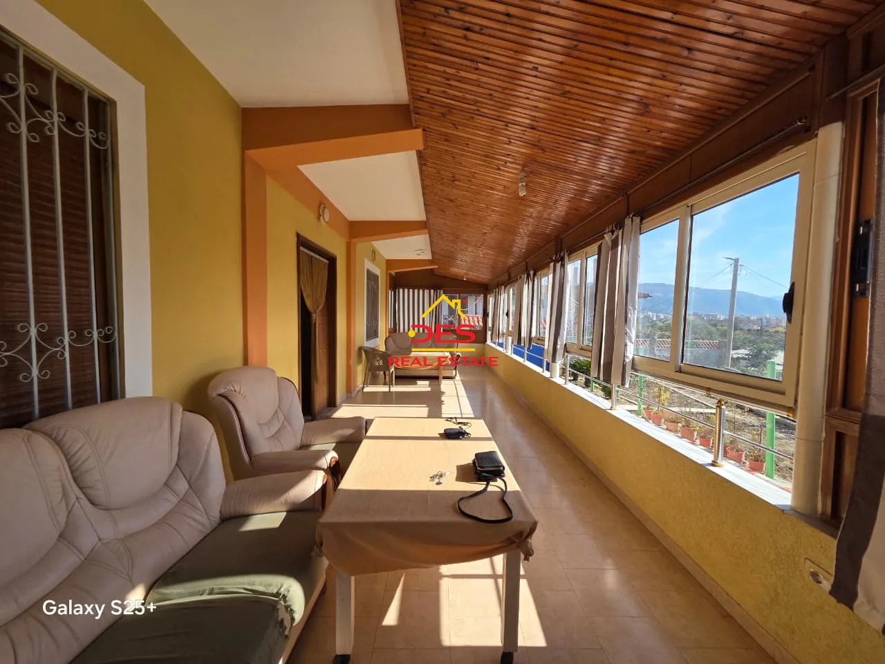 Shitet shtëpi private tek ish-fabrika e tullave, vlorë.