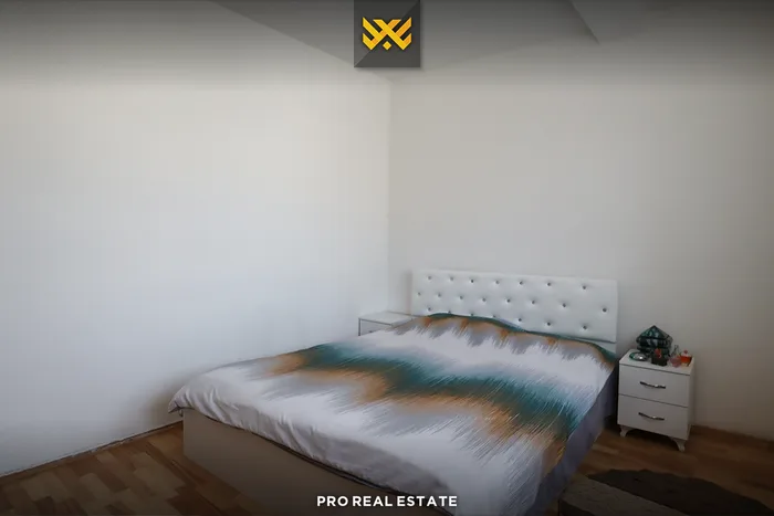 Shtëpi 280m² për #SHITJE në Fushë Kosovë.