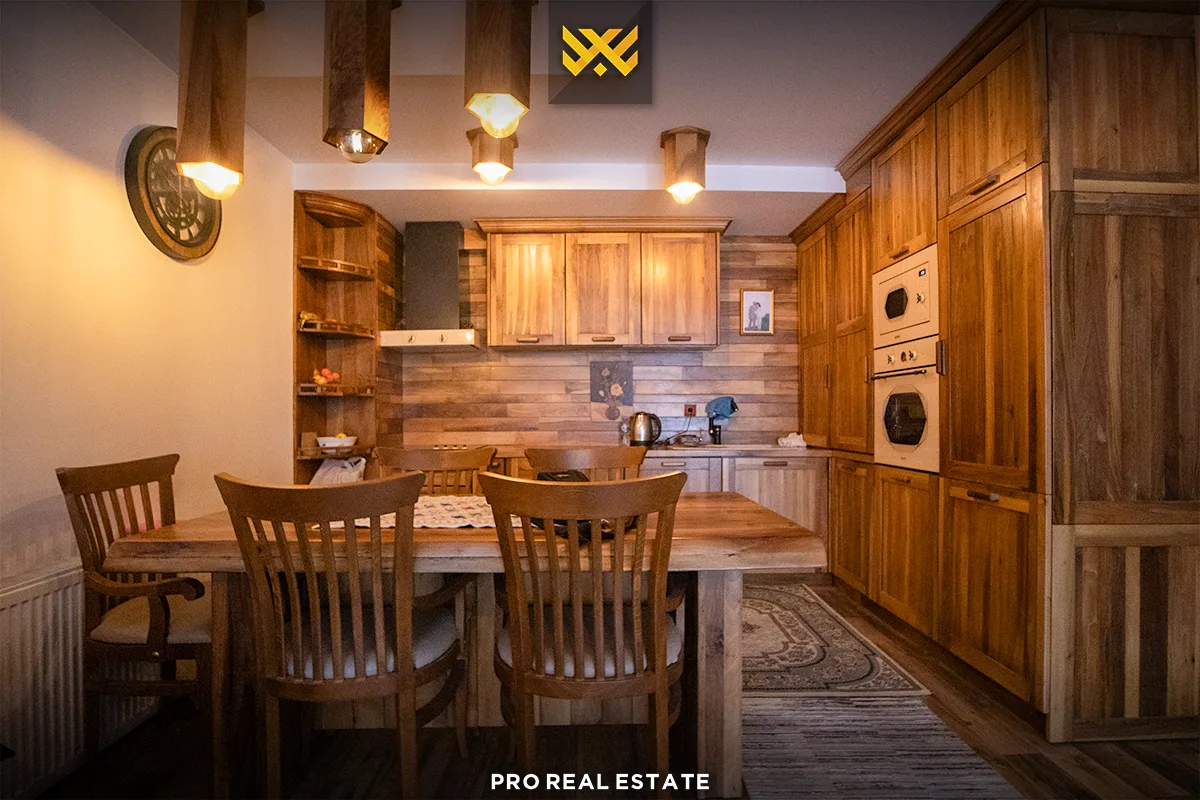 Banesë 93m² për #SHITJE në Lagjen e Muhaxherëve.