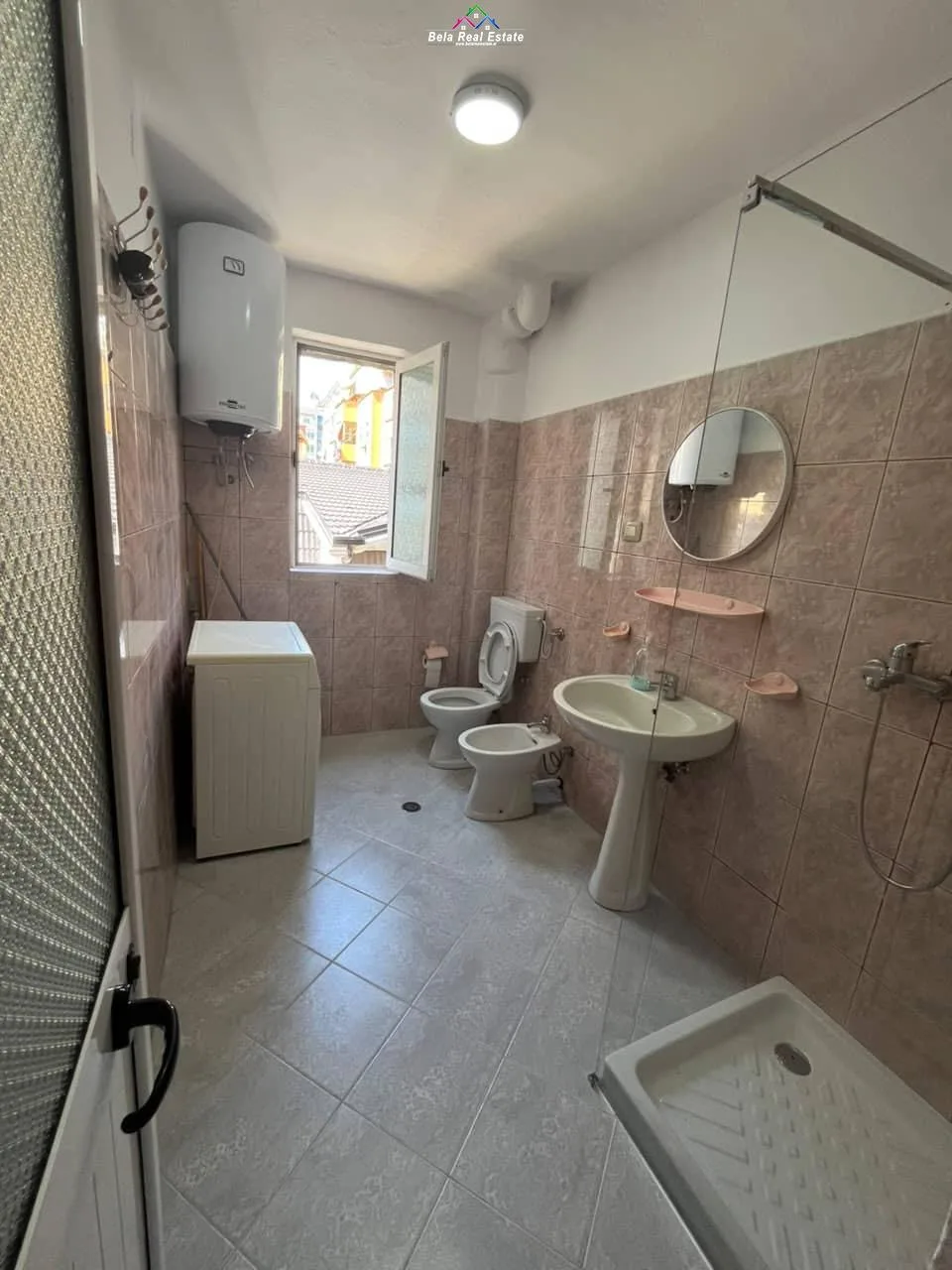 Apartament Me Qera 2+1 Tek Myslym Shyri (ID B221430) Tirane