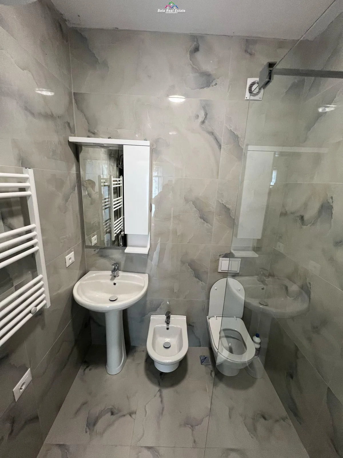 Apartament Me Qera 1+1 ne Porcelan (ID B2101047) Tirane