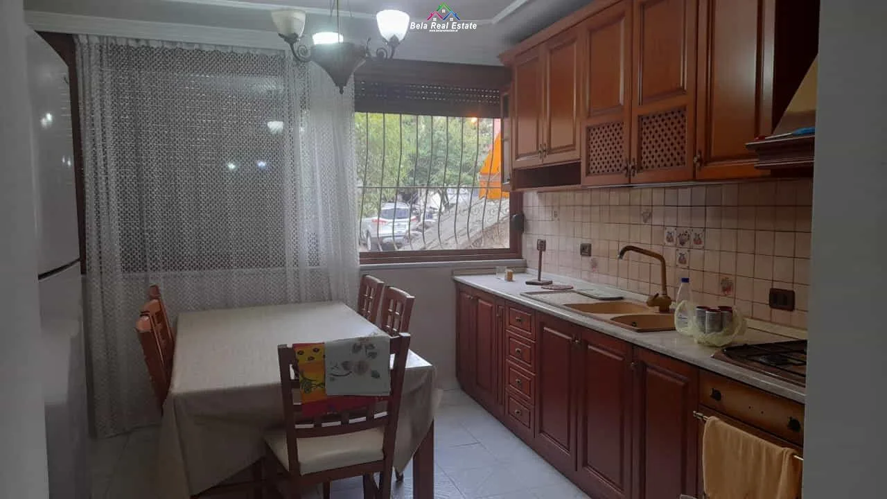 Apartament Me Qera 2+1 tek Rruga 5 Maji (ID B221254) Tirane