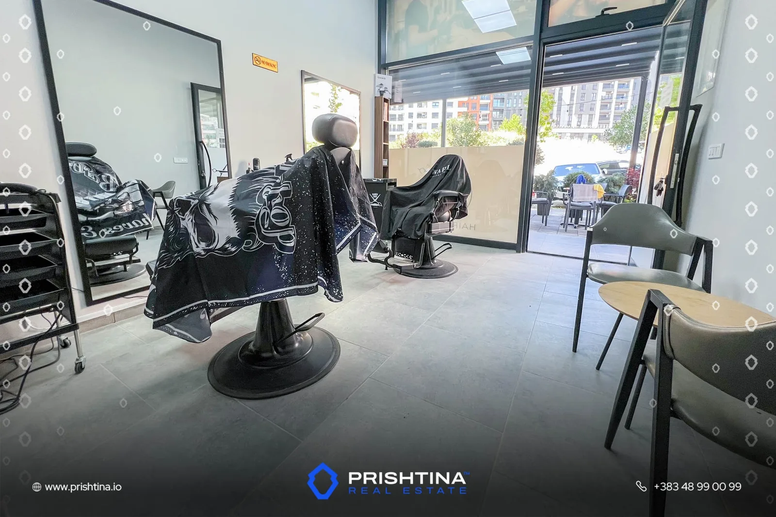 2 lokale me qira 16m² dhe 50m² + terasë 40m² te Rruga C