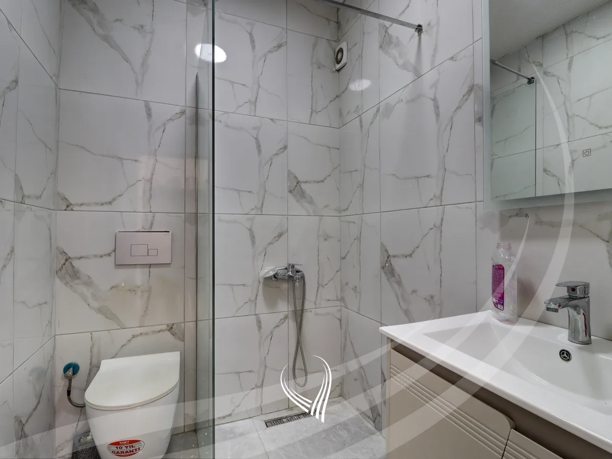 Penthouse me 3 dhoma gjumi me qira në lagjen Mati 1 – Model Slovenia