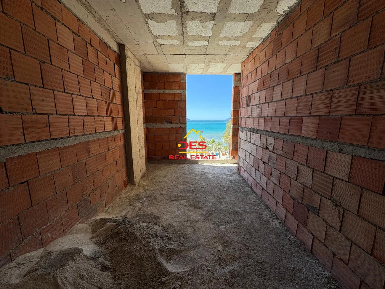 Shitet apartament 2+1 në rezidencën “poseidon”, vlorë