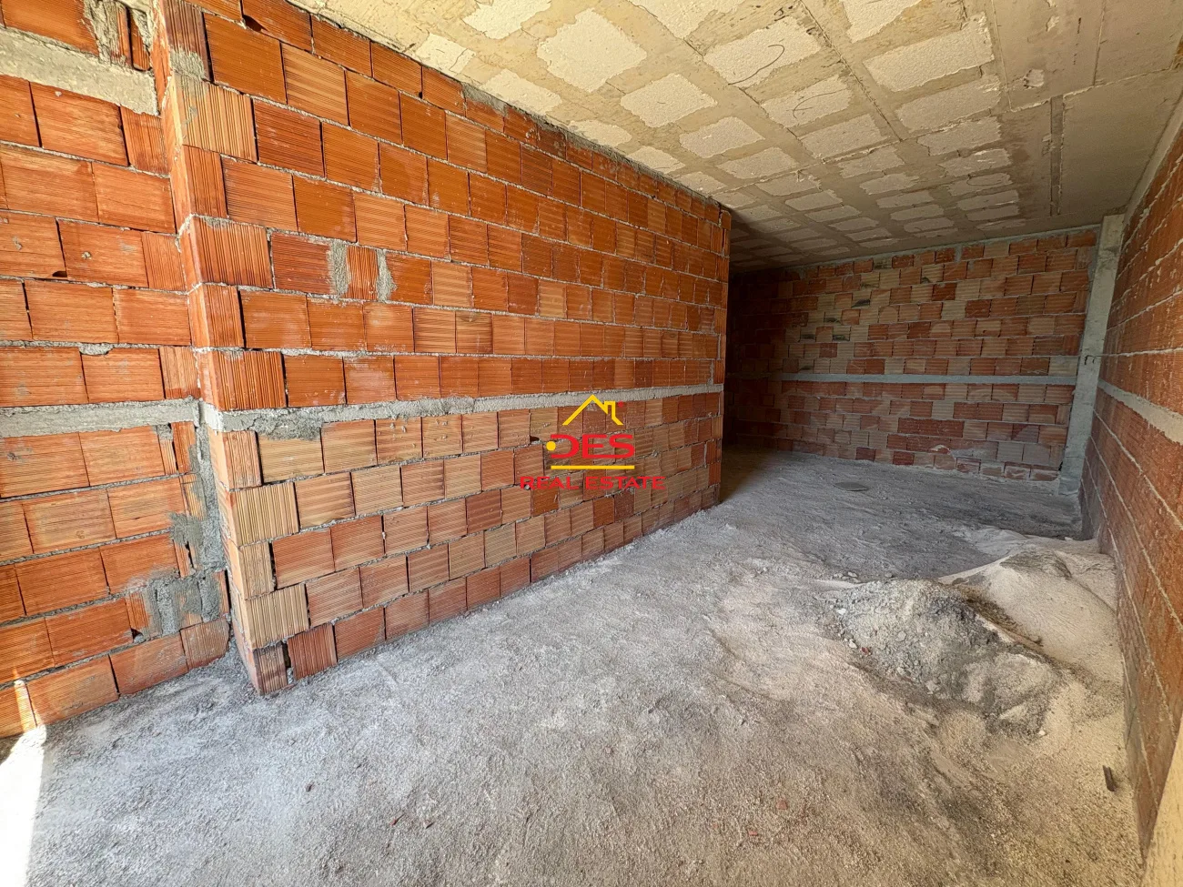 Shitet apartament 2+1 në rezidencën “poseidon”, vlorë